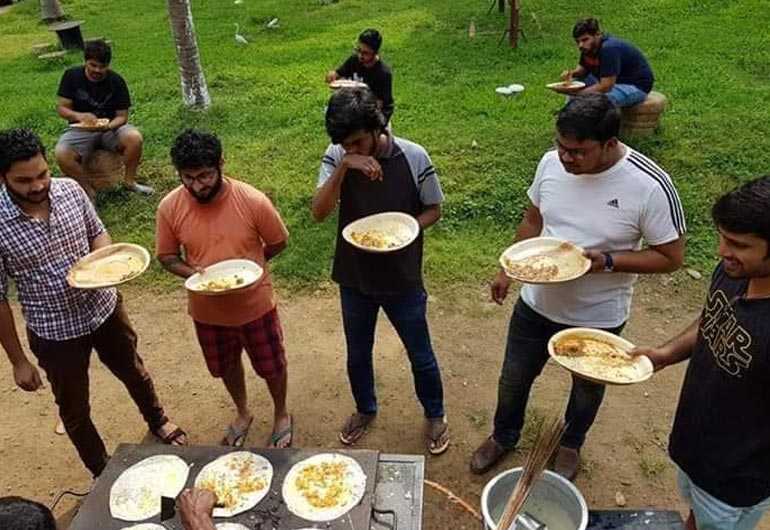 ArecaDinnerwarePlateMakerTheniMaduraiTheni Ecofriendly Leaf